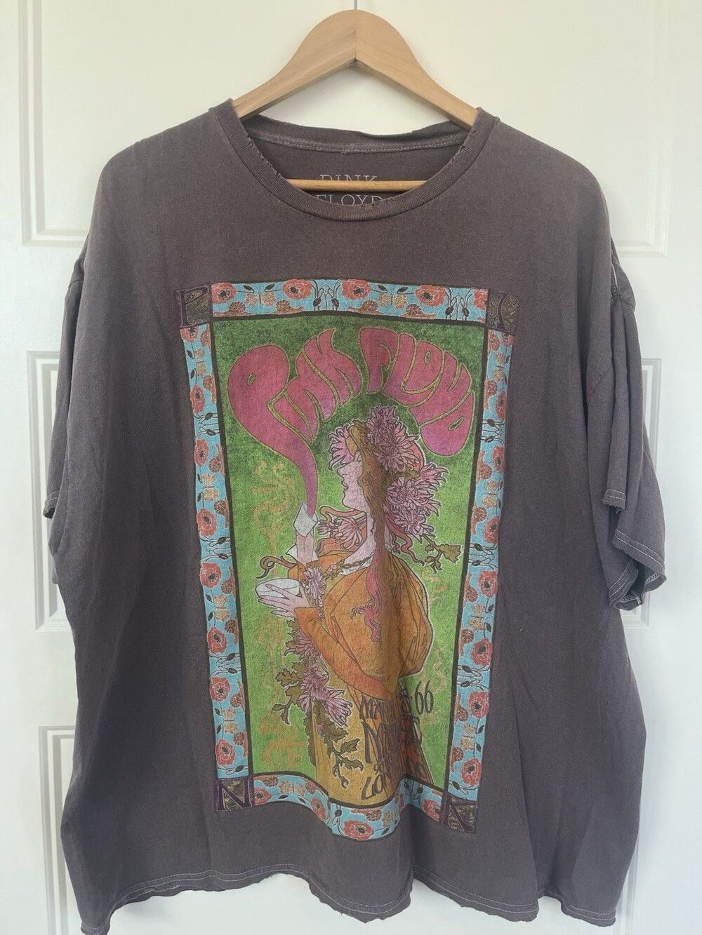 Pink Floyd Shirt L/XL Gray Retro Style 1966 Marquee London Urban Outfitters